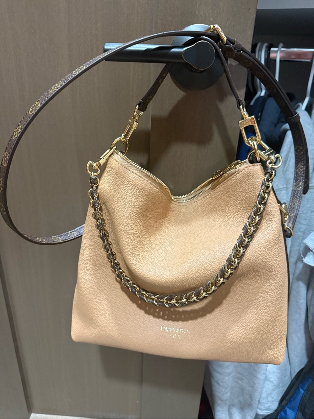 Louis Vuitton Arizona Multipass - Picture 2 of 2